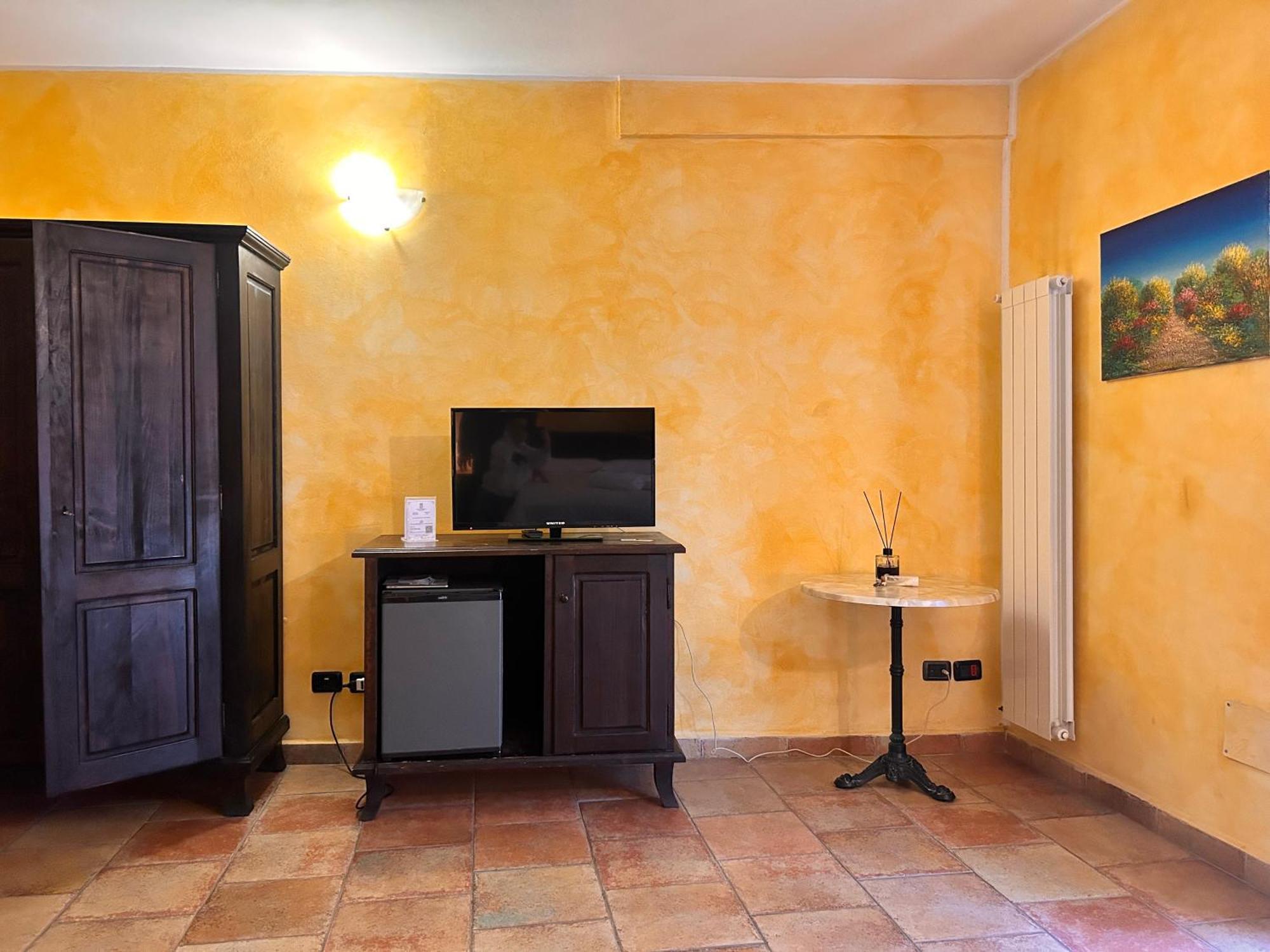 Locanda Dei Baroni Васто Екстериор снимка
