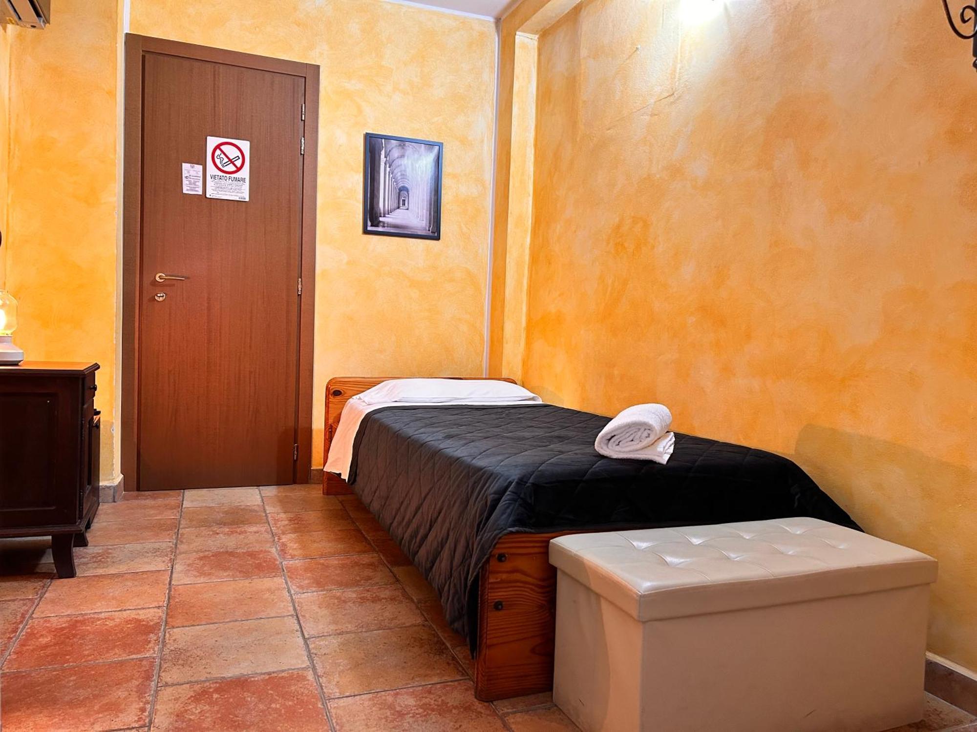 Locanda Dei Baroni Васто Екстериор снимка