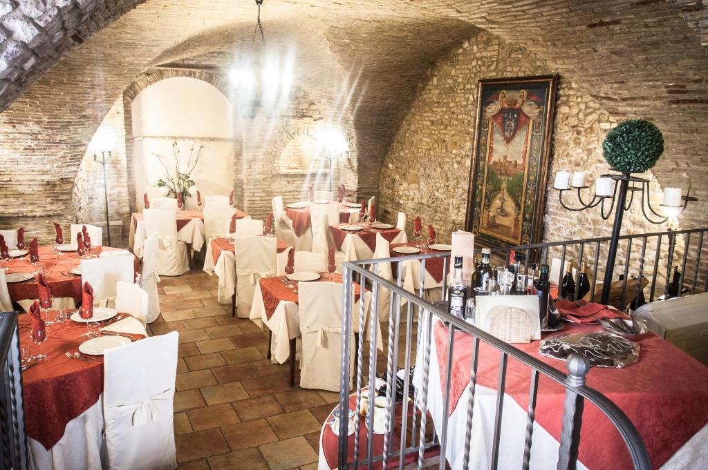 Locanda Dei Baroni Васто Екстериор снимка